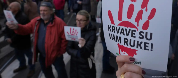 Protesti pod sloganom „Krvave su vam ruke!“