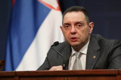 Ortodoksni komunista drži predavanje o rodoljublju. Kad Vulin napada srpskog generala, a ni u vojsku nije morao