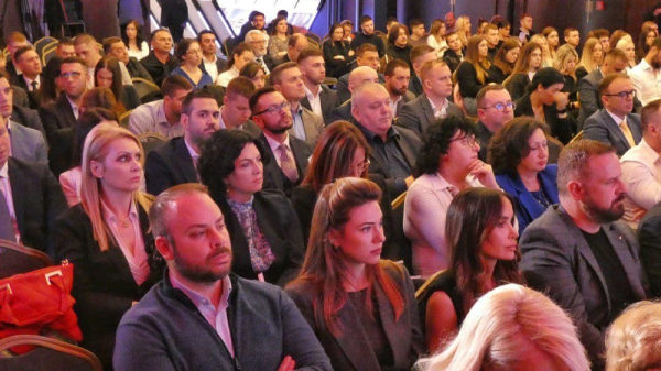 Gradonačelnica Sotirovski na panel diskusiji – Agresija „Milosrdni anđeo“ – 25 godina od NATO agresije