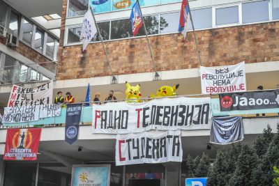 Ko je autor teksta u kome su studenti u blokadi upoređeni sa nacistima?: Radnici RTS-a traže ostavke novinara i urednika