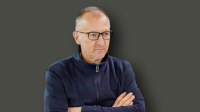 Uhapšen Dejan Ilić, kolumnista Peščanika