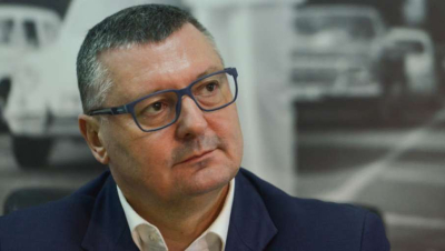 Poslanik Albijanić